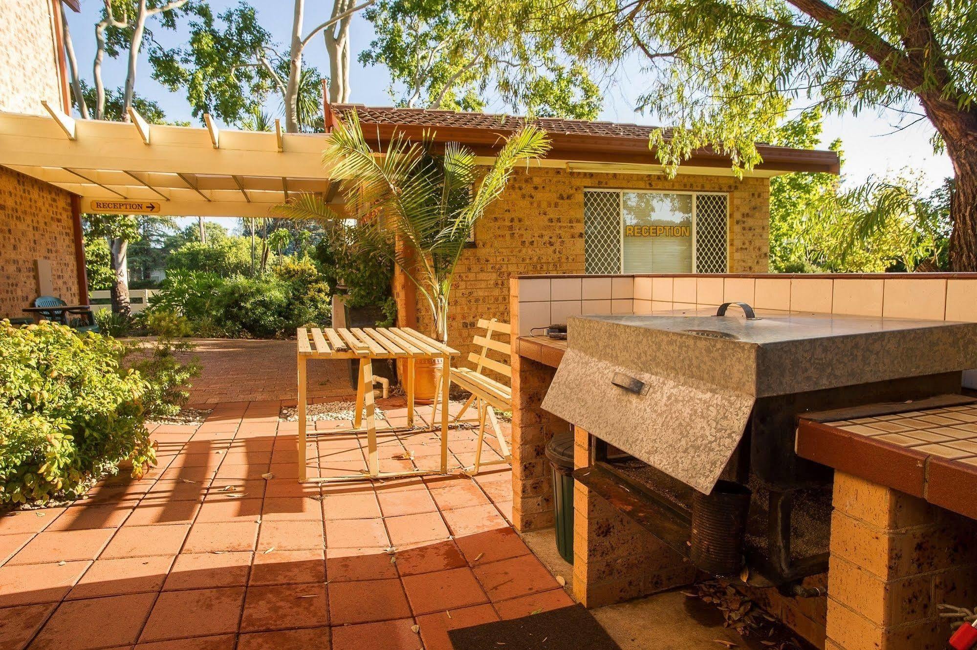 Manera Heights Apartments Dubbo Exterior photo